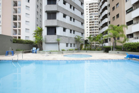 Apartamento à venda com 4 quartos, sendo 3 suítes,  em Santa Teresinha, São Paulo, SP