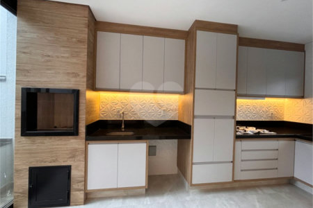 Casa à venda com 3 suítes no condomínio Vista Verde, Indaiatuba - SP