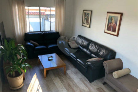 Sobrado à venda com 3 quartos, sendo 1 suíte, em Campo Grande, São Paulo, SP