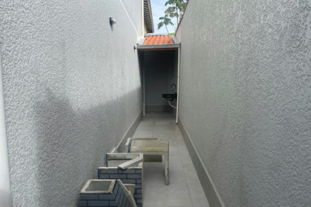 Casa de Vila à venda com 2 quartos, sendo 1 suíte, Pé na areia!!!