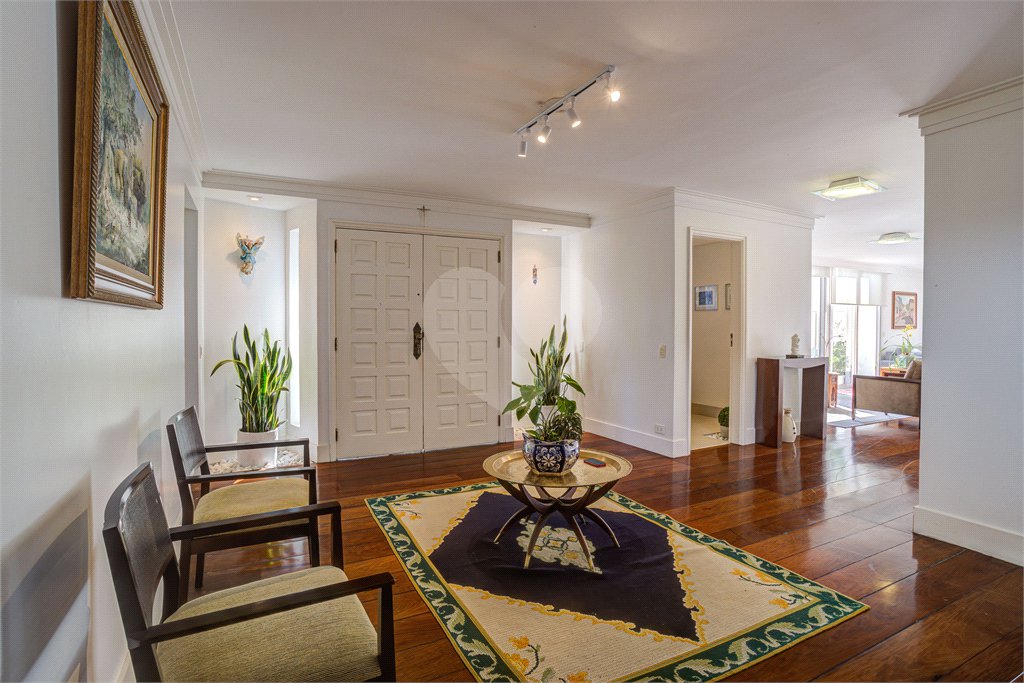 Casa de Vila à venda com 4 suítes em Granja Julieta, São Paulo, SP