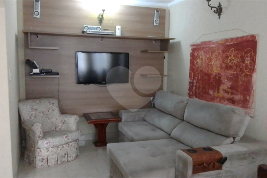 Sobrado à venda com 3 quartos em Santa Teresinha, São Paulo, SP