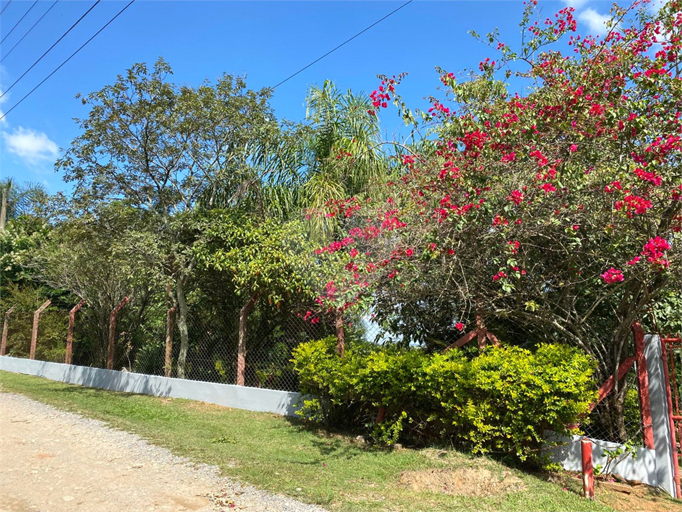 Chácara à venda com 3 quartos, sendo 2 suítes,  em Jundiacanga, Araçoiaba da Serra, SP