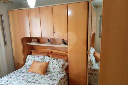 Casa à venda com 3 quartos, sendo 2 suítes, em Vila Flávio, Mogi das Cruzes, SP