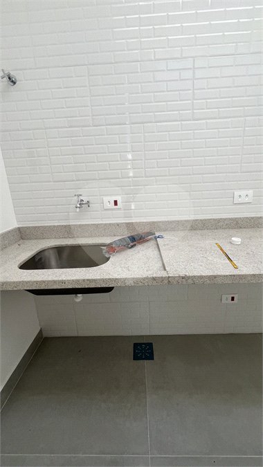 Casa Térrea à venda com 3 suítes em Jardim Paulista, Atibaia, SP