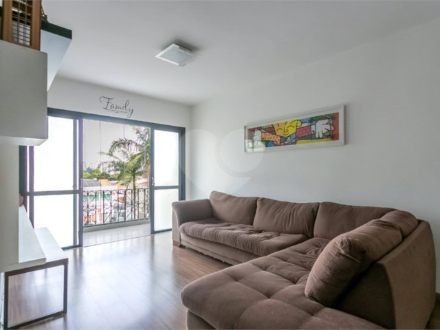 Apartamento à venda com 3 quartos, sendo 1 suíte,  em Santo Amaro, São Paulo, SP