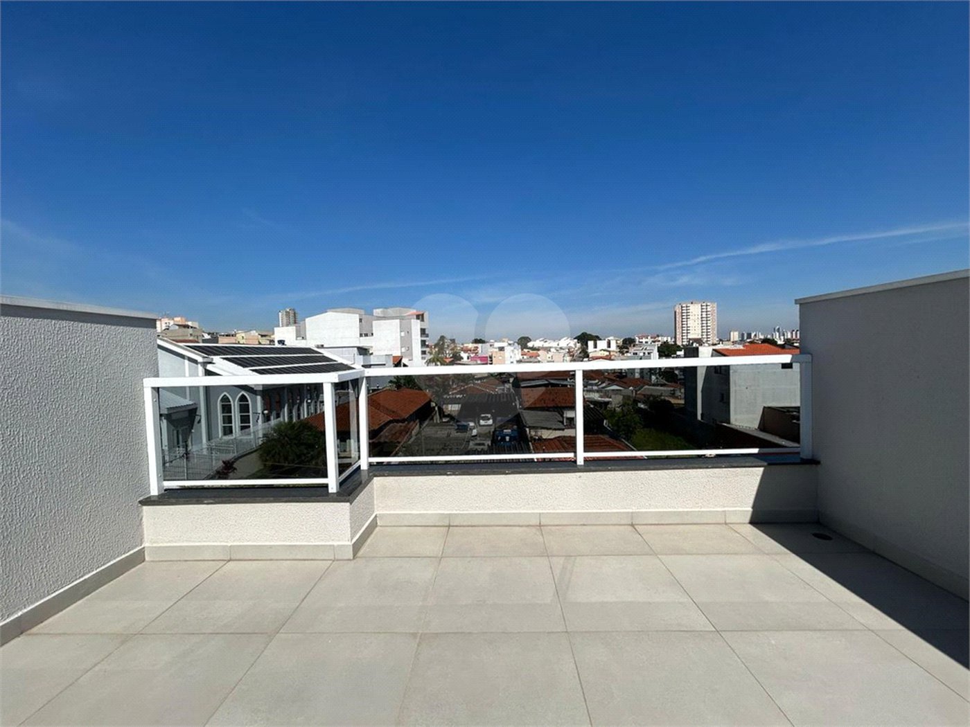 Apartamento à venda com 2 quartos, sendo 1 suíte,  em Vila Guarani, Santo André, SP