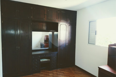 Sobrado à venda com 3 quartos em Chora Menino, São Paulo, SP