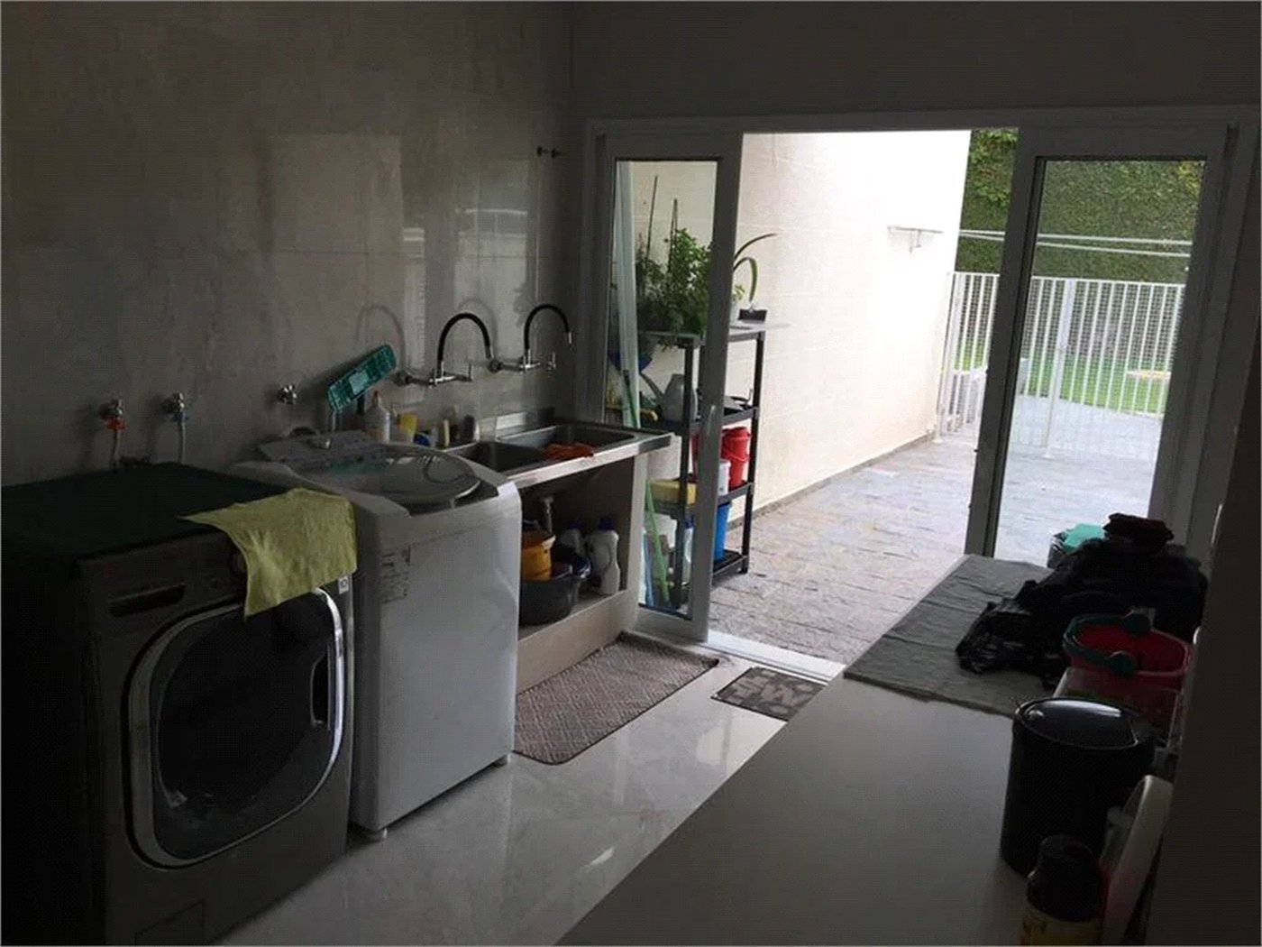 Casa à venda com 5 suítes no condomínio São Paulo, São Paulo - SP