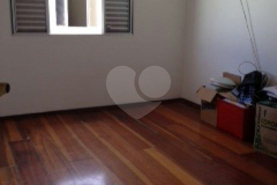 Sobrado à venda com 3 quartos, sendo 1 suíte, em Vila Nova Cachoeirinha, São Paulo, SP