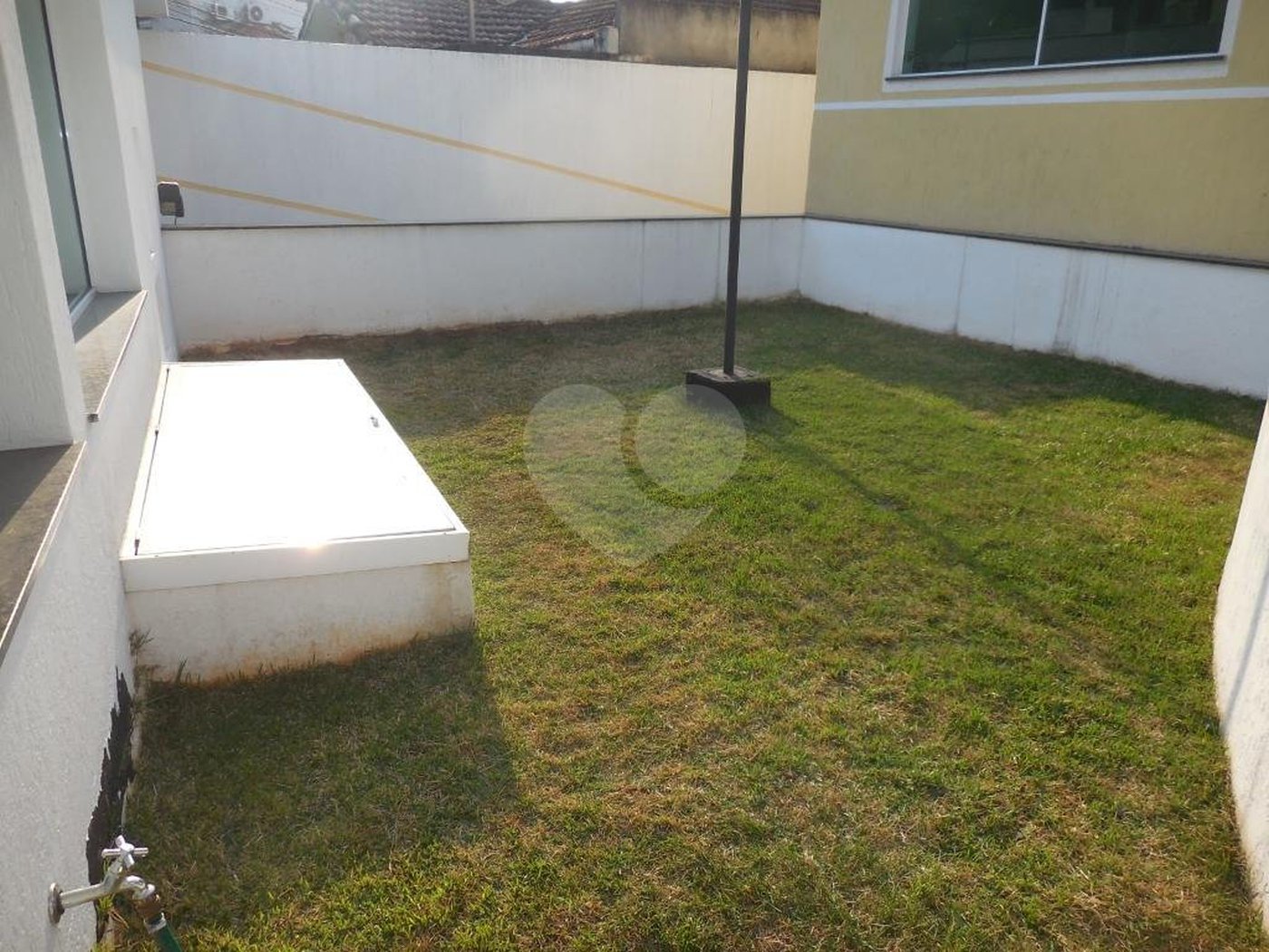 Casa Térrea à venda com 3 suítes em Horto, São Paulo, SP