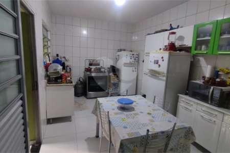 Casa Térrea à venda com 2 quartos em Cidade Dutra, São Paulo, SP