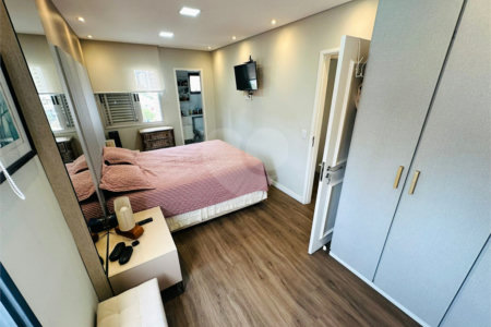 Apartamento à venda com 2 quartos, sendo 1 suíte,  em Cidade Monções, São Paulo, SP