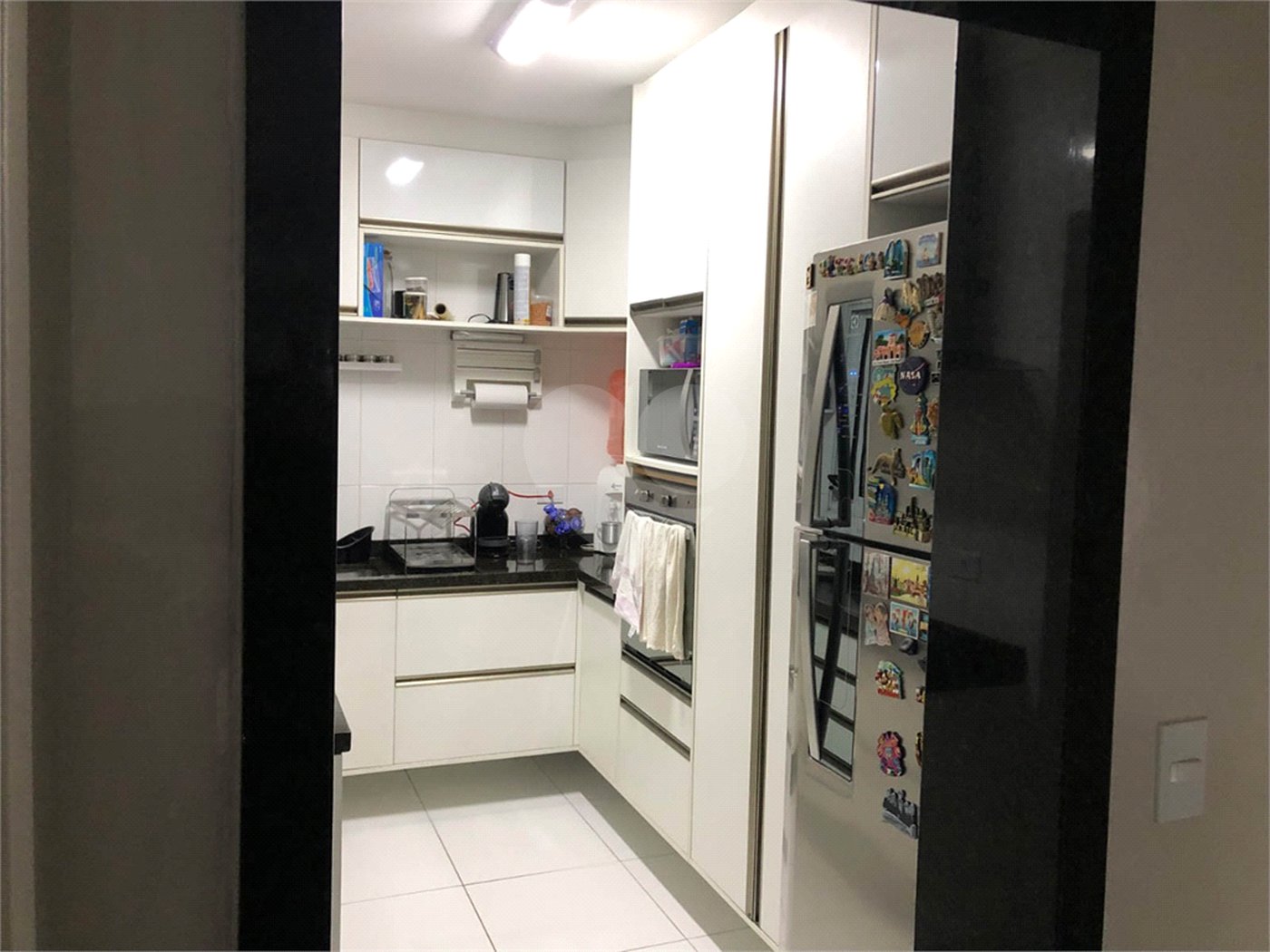 Casa à venda com 3 quartos, sendo 1 suíte, no condomínio Dolce Villa Anália Franco, São Paulo - SP