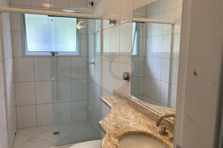 Casa para alugar com 3 quartos, sendo 1 suíte, em Santo Amaro, São Paulo, SP