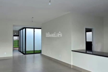 Casa à venda com 3 suítes em Loteamento Greenfield, Atibaia, SP