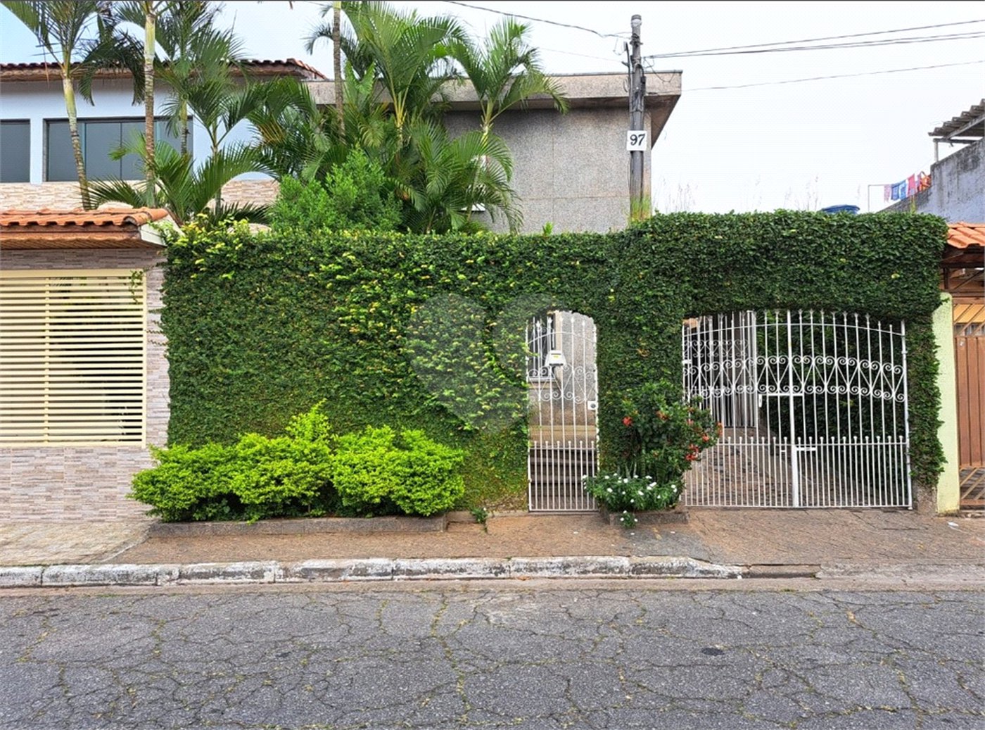 Sobrado à venda com 3 quartos, sendo 1 suíte, em Vila Vessoni, São Paulo, SP