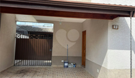 Casa em condomínio à venda com 3 quartos, sendo 1 suíte, em Jardim Estância Brasil, Atibaia, SP