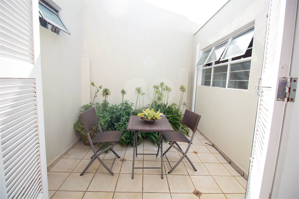 Casa à venda com 3 quartos, sendo 1 suíte,  em Jardim Bandeirantes, São Roque, SP