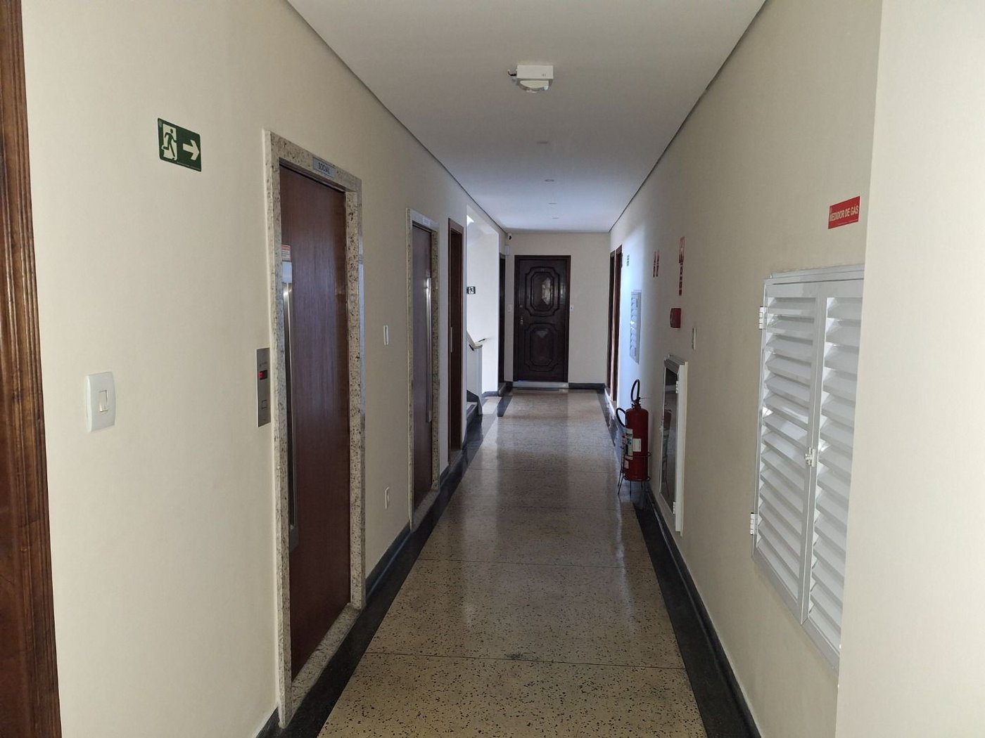 Apartamento com 2 dormitórios à venda, 121 m² por R$ 700.000,00 - Ponta da Praia - Santos/SP