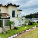 Casa à venda com 6 suítes no condomínio Portal Ouro Verde, Atibaia - SP