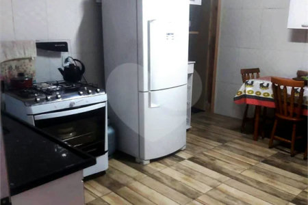 Sobrado à venda com 4 quartos em Jardim Japão, São Paulo, SP