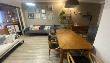 Apartamento à venda com 2 quartos, sendo 1 suíte,  em Vila Monumento, São Paulo, SP