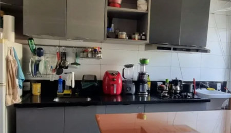 Apartamento à venda com 2 quartos em Parque Assunção, Taboão da Serra, SP