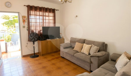 Casa Térrea à venda com 2 quartos, sendo 1 suíte,  em Interlagos, São Paulo, SP