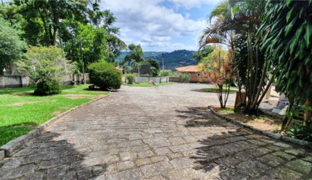Chácara à venda com 2 quartos em Luiz Fagundes, Mairiporã, SP