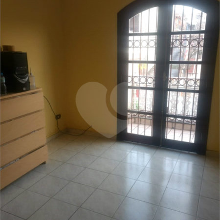 Sobrado à venda com 4 quartos, sendo 2 suítes, em Vila Gustavo, São Paulo, SP
