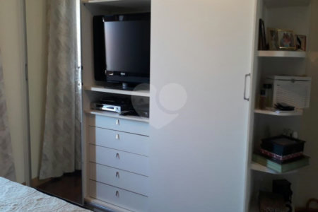 Casa à venda com 3 quartos, sendo 2 suítes, em Cidade dos Bandeirantes, São Paulo, SP