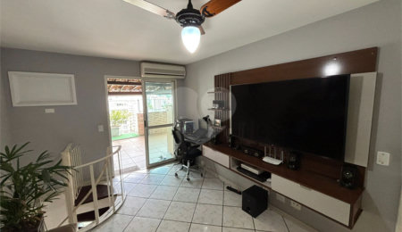Cobertura à venda com 4 quartos, sendo 2 suítes,  em Tijuca, Rio de Janeiro, RJ