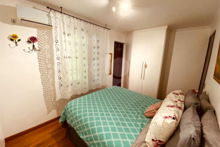 Sobrado à venda com 2 quartos, sendo 1 suíte,  em Vila Paulicéia, São Paulo, SP