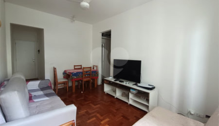 Apartamento à venda com 2 quartos, sendo 1 suíte,  em Lagoa, Rio de Janeiro, RJ