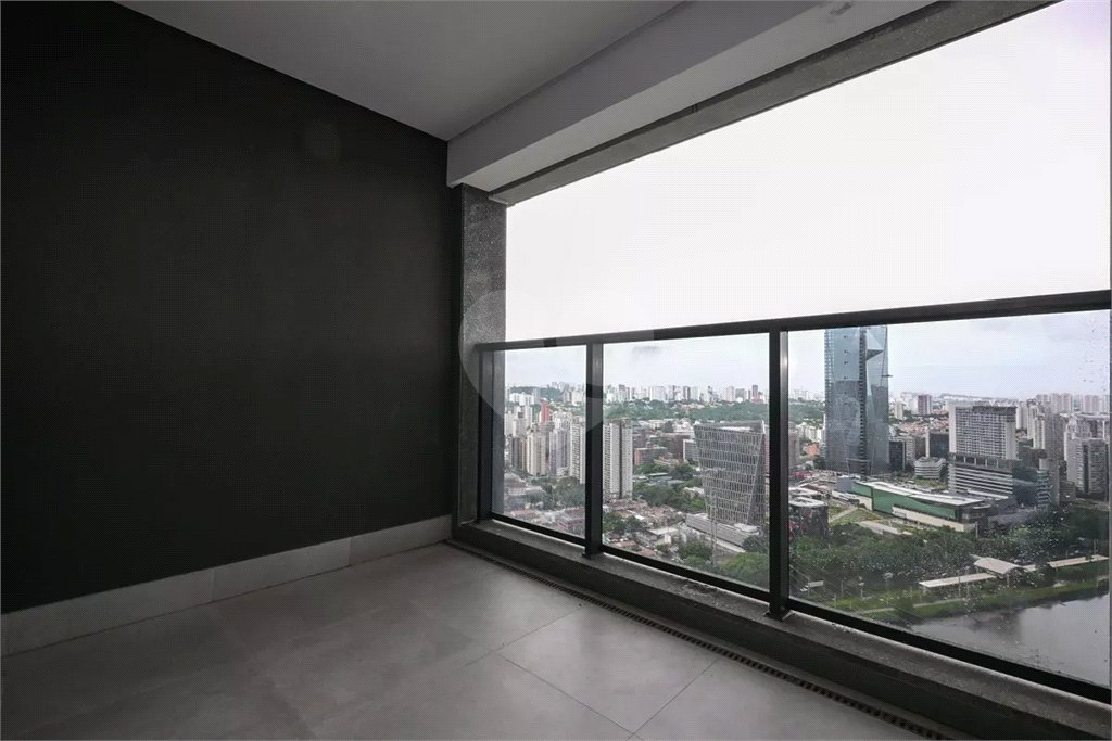 Apartamento à venda com 3 suítes,  em Jardim Fonte do Morumbi, São Paulo, SP