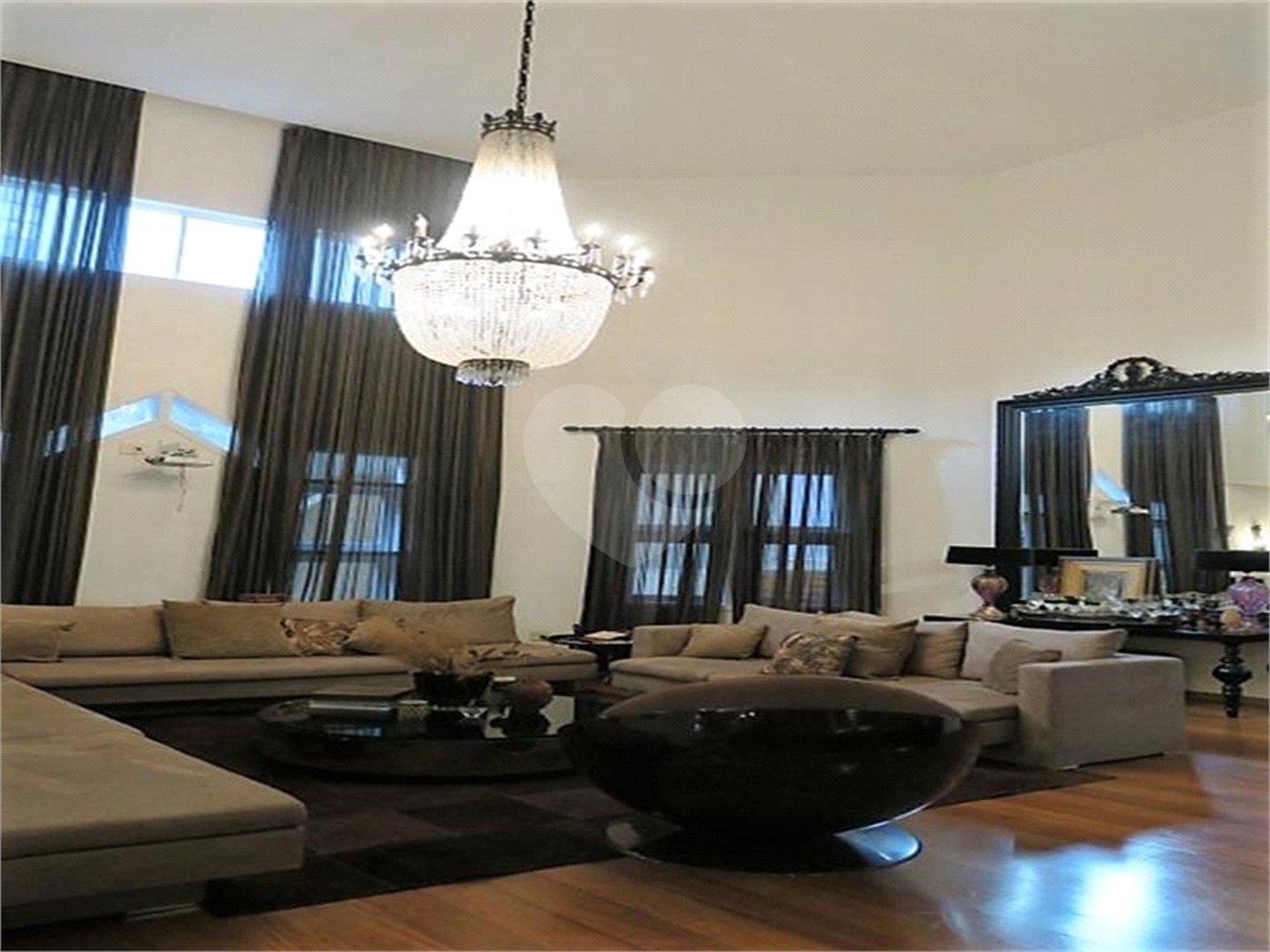 Casa em condomínio à venda com 4 quartos, sendo 3 suítes, em Jardim Vitória Régia, São Paulo, SP
