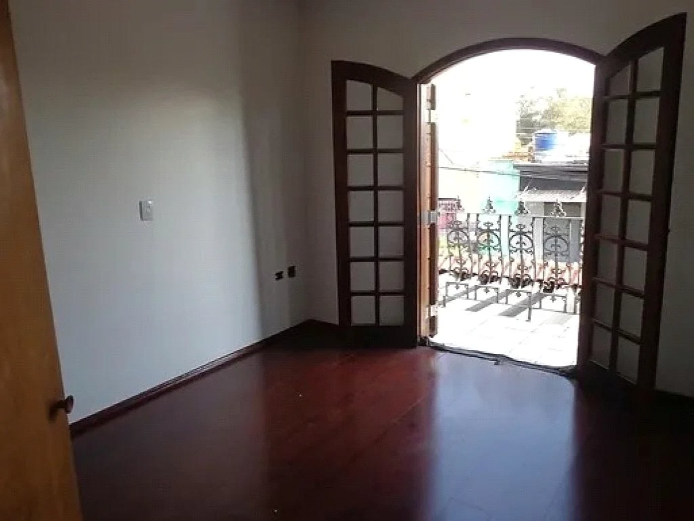 Casa à venda com 3 quartos, sendo 1 suíte,  em Vila Campesina, Osasco, SP