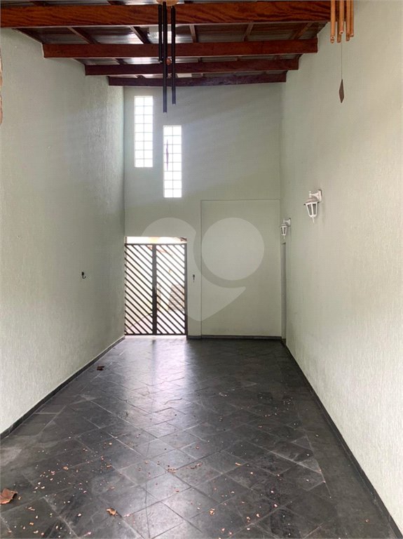 Casa à venda com 3 quartos, sendo 1 suíte, em Parque Santa Rosa, Suzano, SP