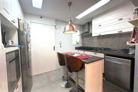 Apartamento à venda com 3 quartos, sendo 1 suíte,  em Alto da Boa Vista, São Paulo, SP