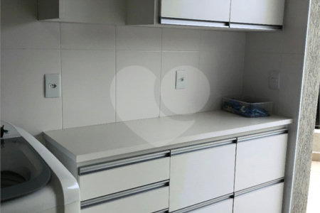 Casa à venda com 3 quartos, sendo 1 suíte, no condomínio Alpes de Vinhedo, Vinhedo - SP