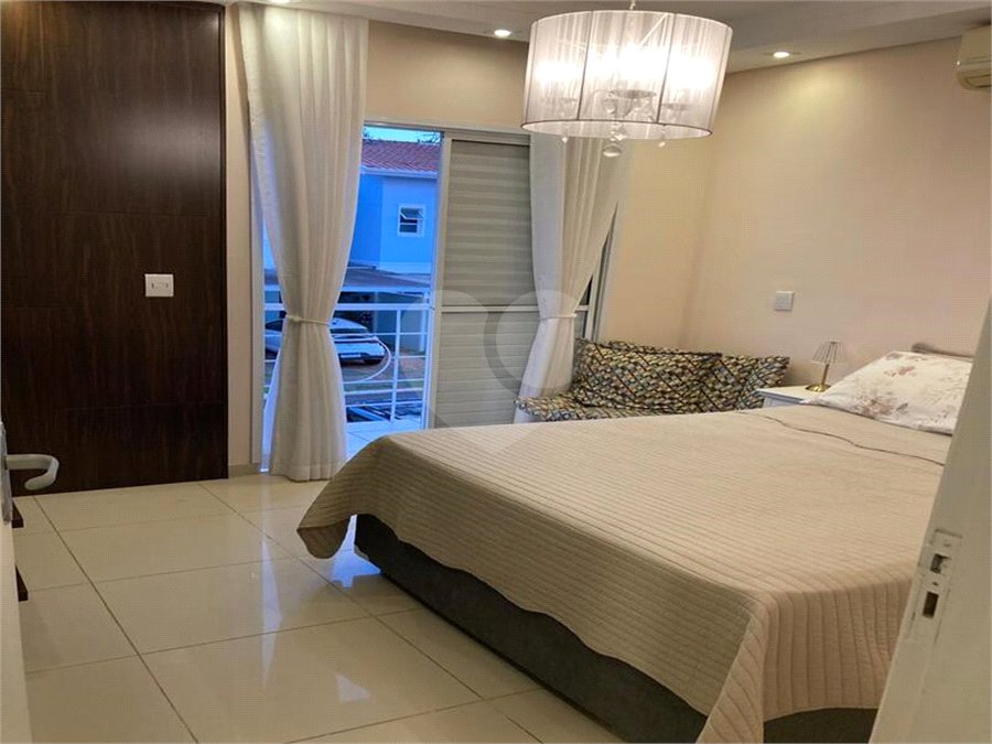 Casa à venda com 3 quartos, sendo 1 suíte, no condomínio Residencial Green Village, Indaiatuba - SP