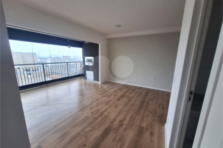 Apartamento à venda com 2 quartos, sendo 1 suíte,  em Vila Esperança, São Paulo, SP