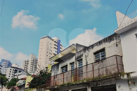 Sobrado à venda com 6 quartos em Água Fria, São Paulo, SP