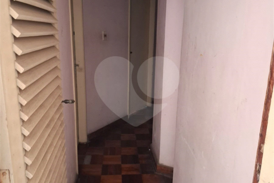 Casa à venda com 4 quartos, sendo 3 suítes, em Jardim São Bento, São Paulo, SP