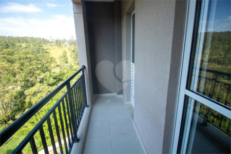 Apartamento para alugar com 2 quartos, sendo 1 suíte, em Chácaras Manão, Mairinque, SP