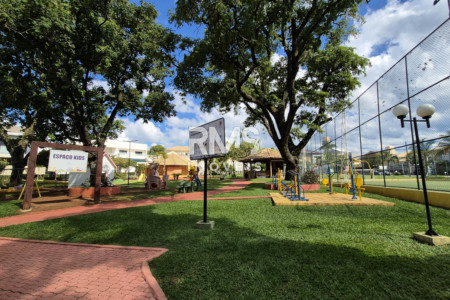 Casa à venda com 3 suítes no condomínio Granja Olga II, Sorocaba - SP