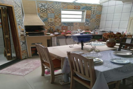 Casa à venda com 2 quartos no condomínio Eudoro Lincoln Berlinck, São Paulo - SP
