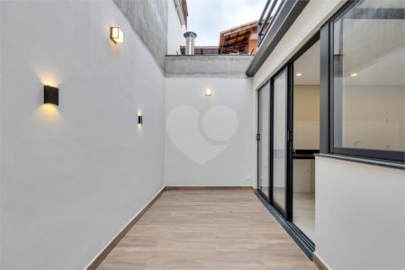 Casa de Vila à venda com 2 suítes em Santo Amaro, São Paulo, SP
