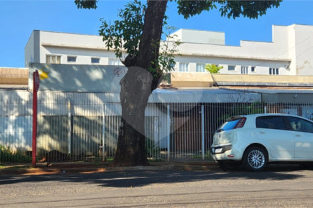 Casa à venda ou para alugar com 4 suítes em Jardim Primavera, Araraquara, SP